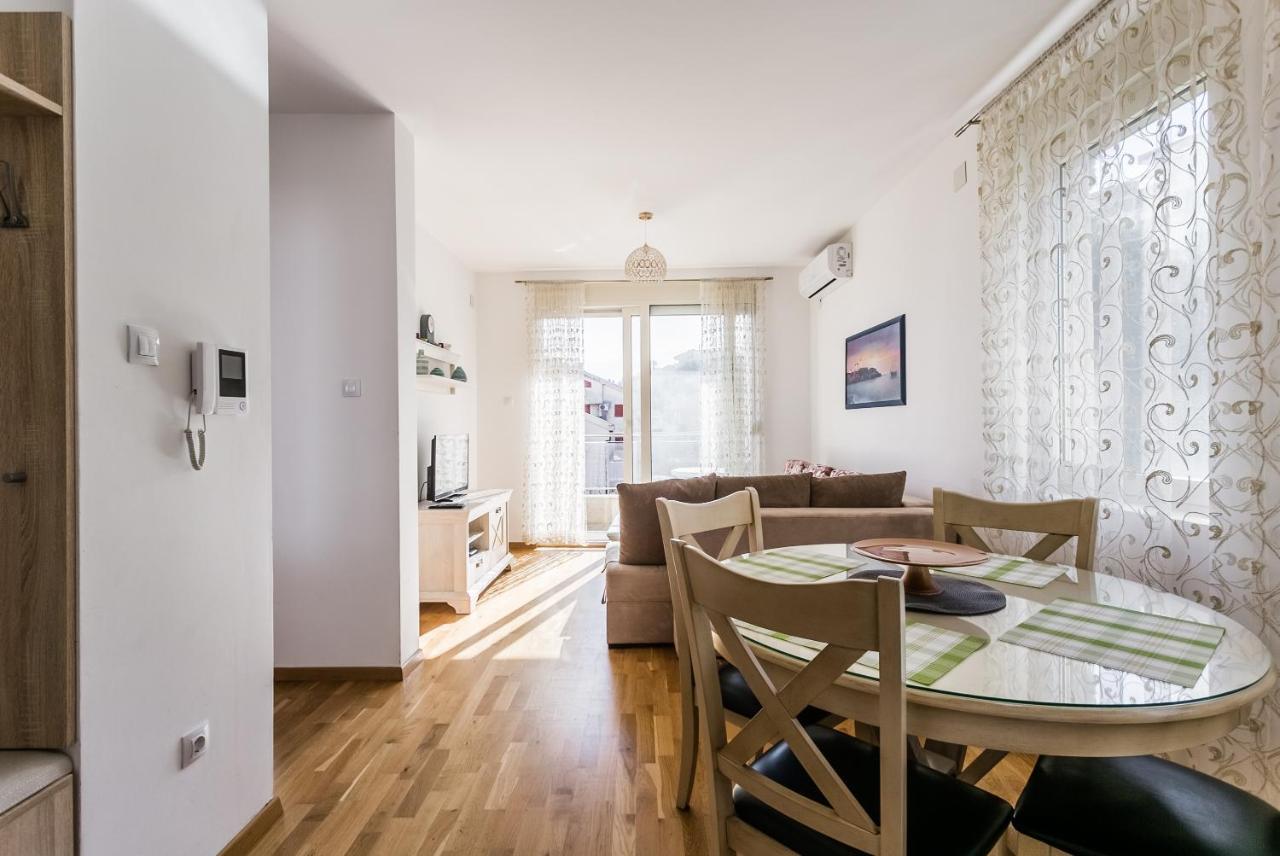Apartments Lora Cetinjska Budva Exterior photo